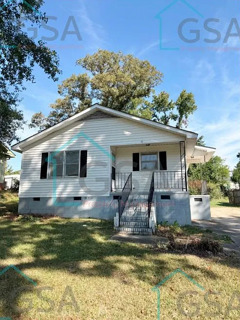 3 bed, 1072 sqft, $1,500 — Photo 2