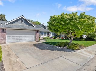 5746 W Crowley Ave, Visalia, CA 93291
