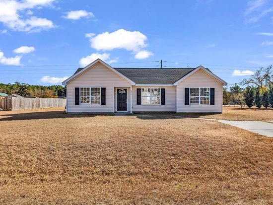 6296 Donahue Dr., Conway, SC 29527