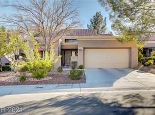 9425 January Dr, Las Vegas, NV 89134