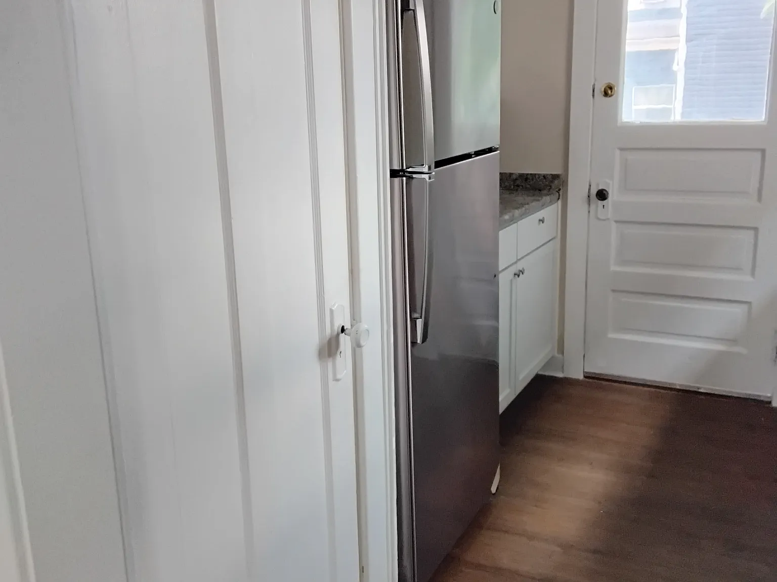 4832 Poplar St — Photo 2