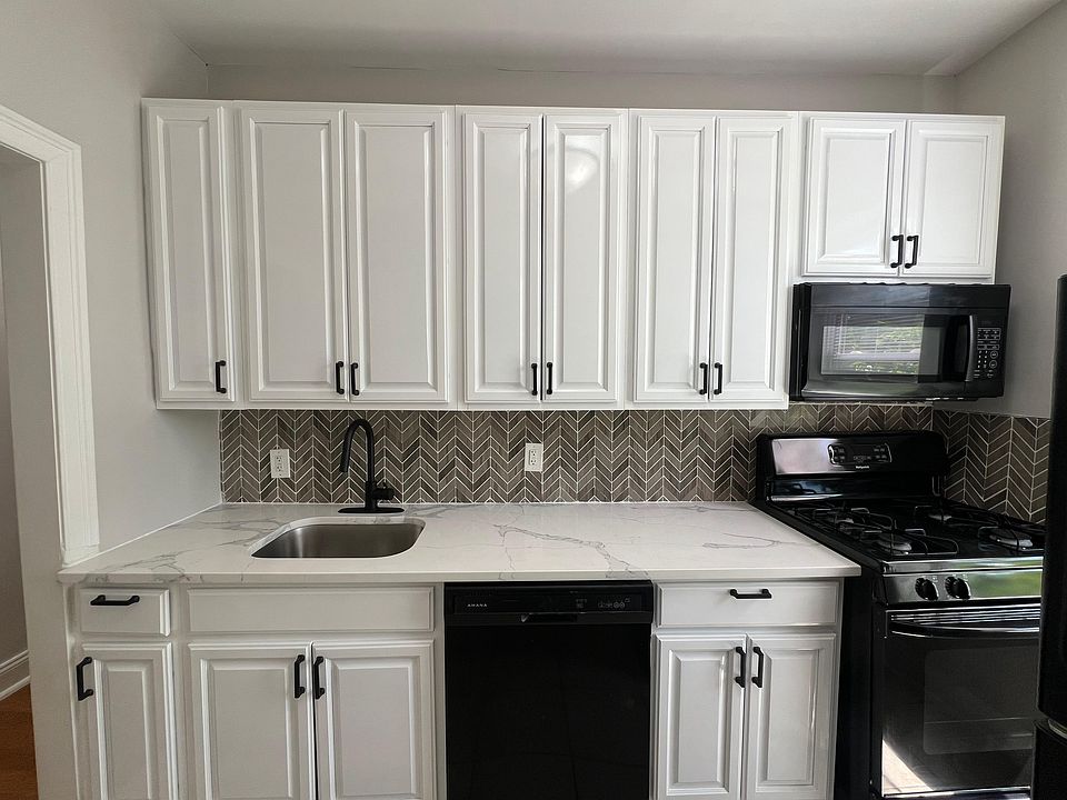 1st image of 67 Stuyvesant Ave #45E