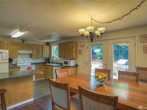 4th image of 5841 Sarazen St SE