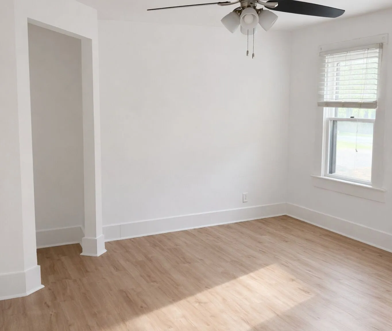 2 bed, 1.0 bath, 900 sqft, $1,450 — Photo 4