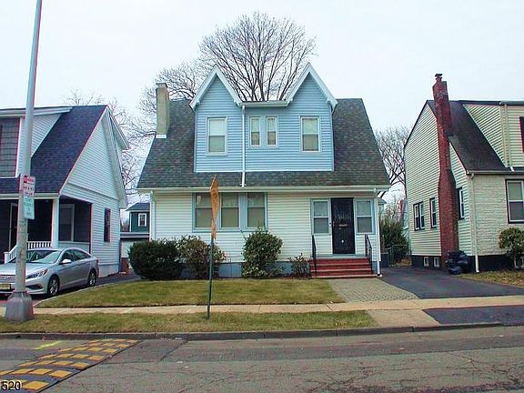 2nd image of 174 Oak St
