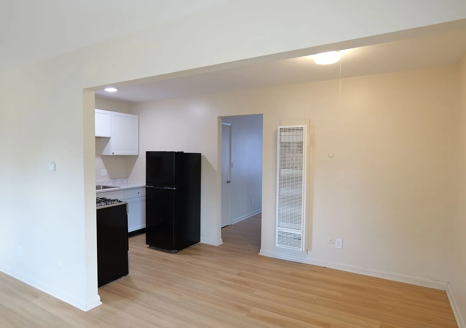 645 Main St — Photo 4