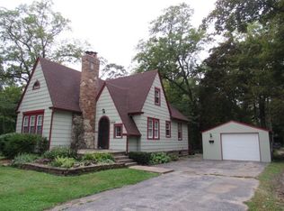 5308 East Dr, Loves Park, IL 61111