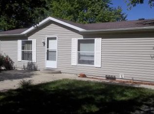 59 Apple Ct, Mattoon, IL 61938