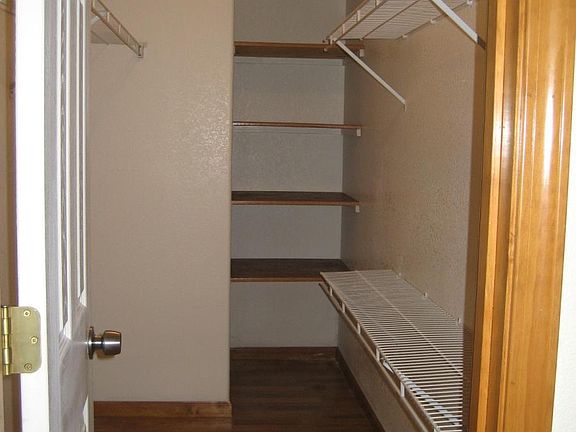 Walk in closet