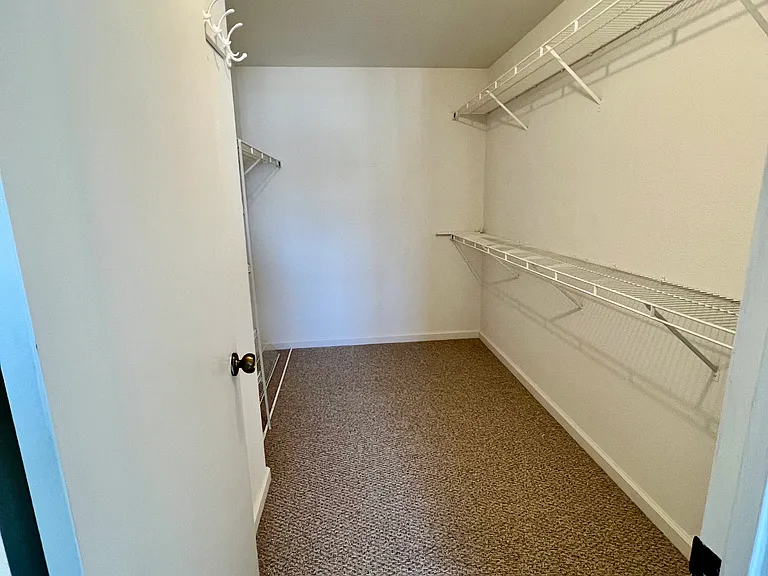 18929 Sydney Cir — Photo 15