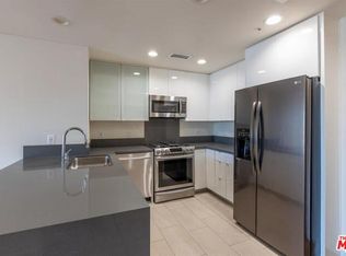 7824 Meadow Park Dr, Dallas, TX 75230
