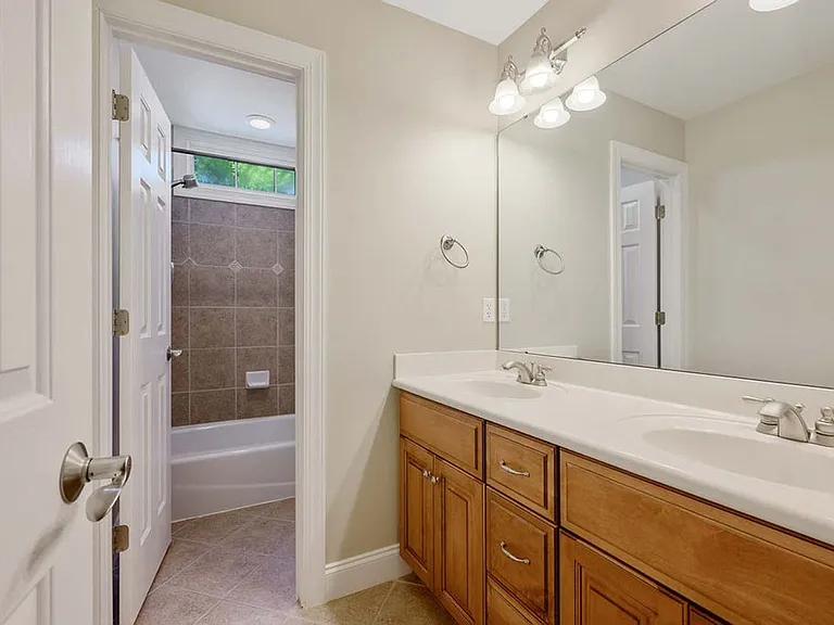 8333 Wheatstone Ln — Photo 31