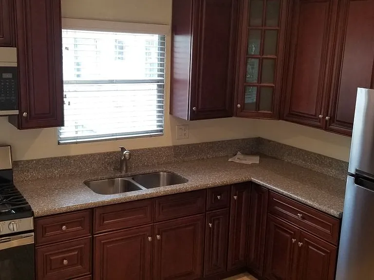 5950 Carlton Way #13 — Photo 14