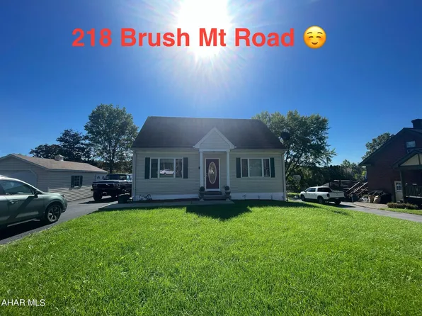 218 Brush Mountain Rd, Hollidaysburg, PA 16648