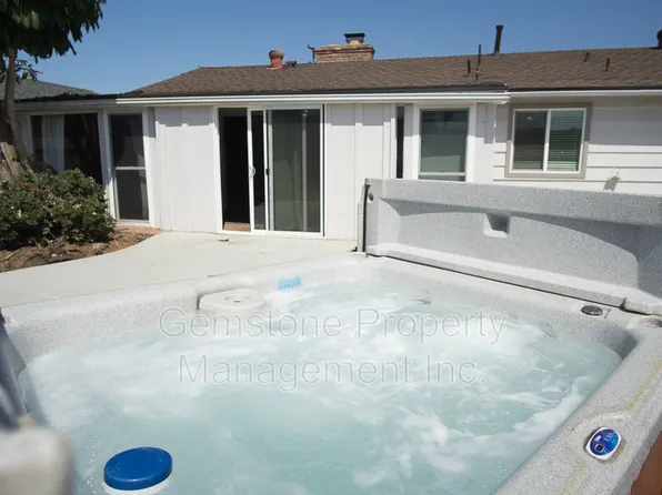 5135 63rd St, San Diego, CA 92115