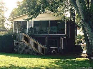 433 Tranquil Bay Cir, Norwood, NC 28128