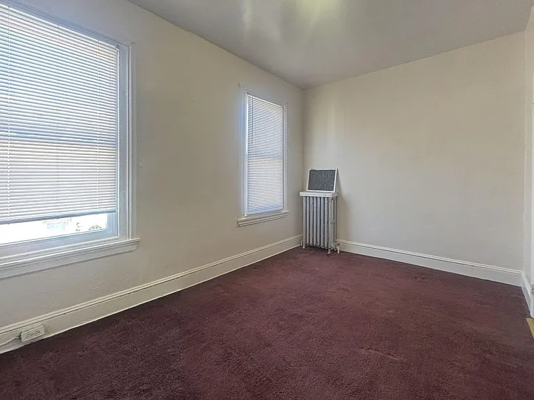 150 W Palmer St — Photo 3