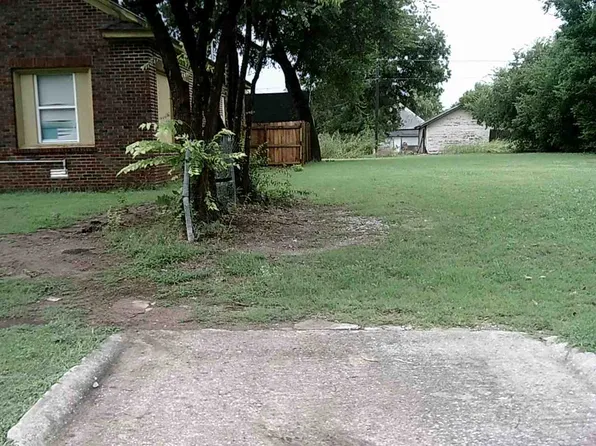 304 SW Park Ave, Lawton, OK 73501