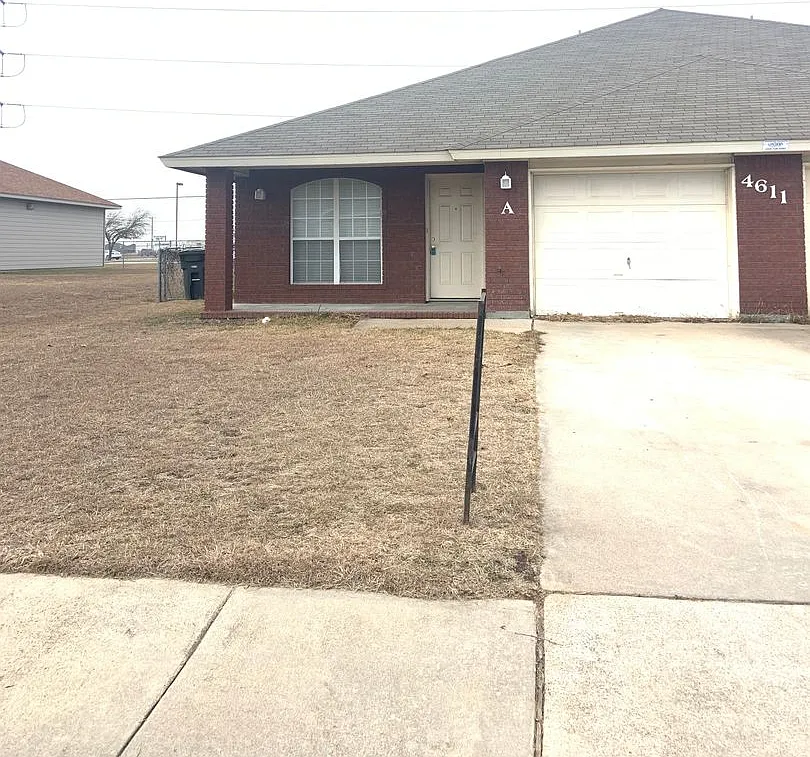 4611 Hitchrock Drive — Photo 1