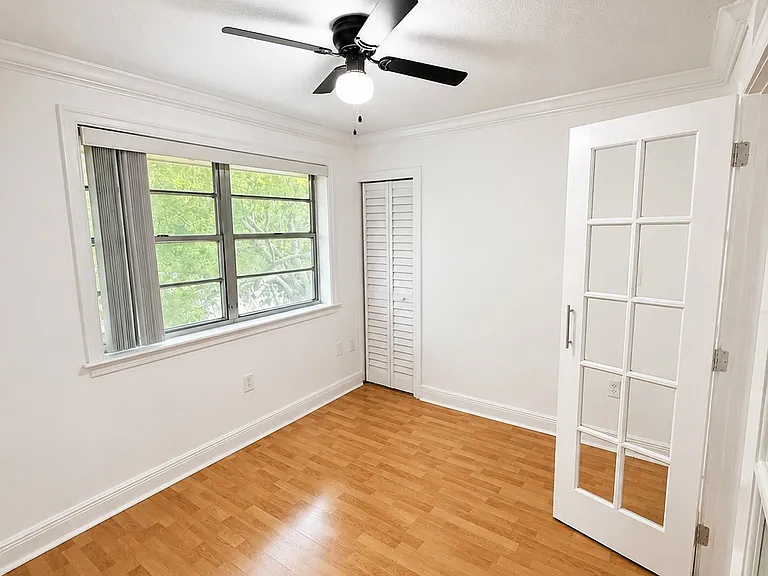 17255 SW 95th Ave #462 — Photo 4