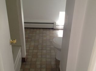 15 Regent Ave, Providence, RI 02908