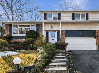 18 Sheldrake Pl, New Rochelle, NY 10804