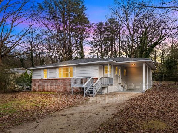 221 Lawson Rd