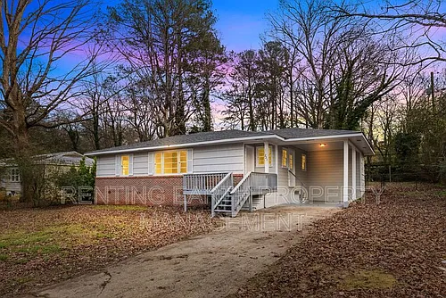 221 Lawson Rd Photo 1