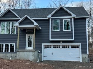 1446 Middletown Ave, Northford, CT 06472