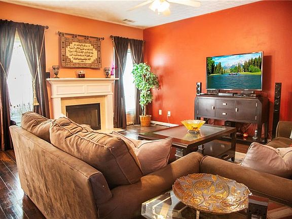 5th image of 835 Dunagan Forest Dr