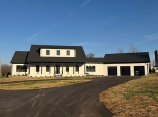 1913 Nashville Rd, Bowling Green, KY 42101