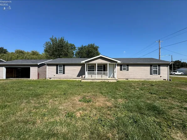 625 Ames St, Clyde, OH 43410