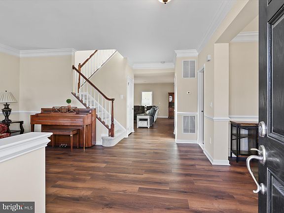 5th image of 4728 Glass Mountain Way
