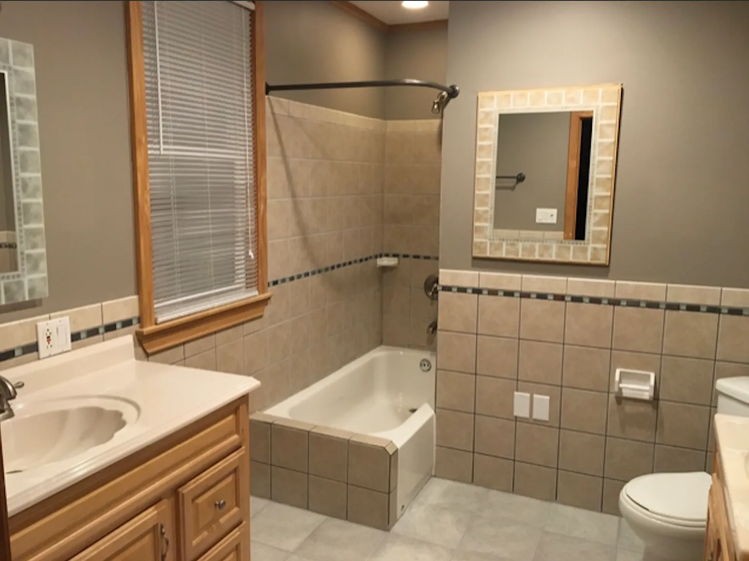 3 bed, 1200 sqft, $2,600 — Photo 3