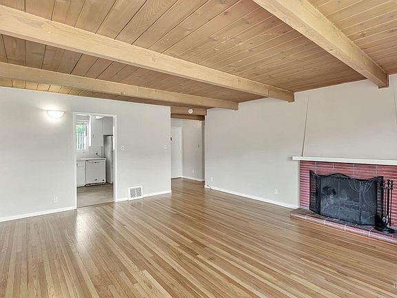 5th image of 129 Richardson Drive