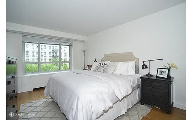 Rented by Douglas Elliman | media 40