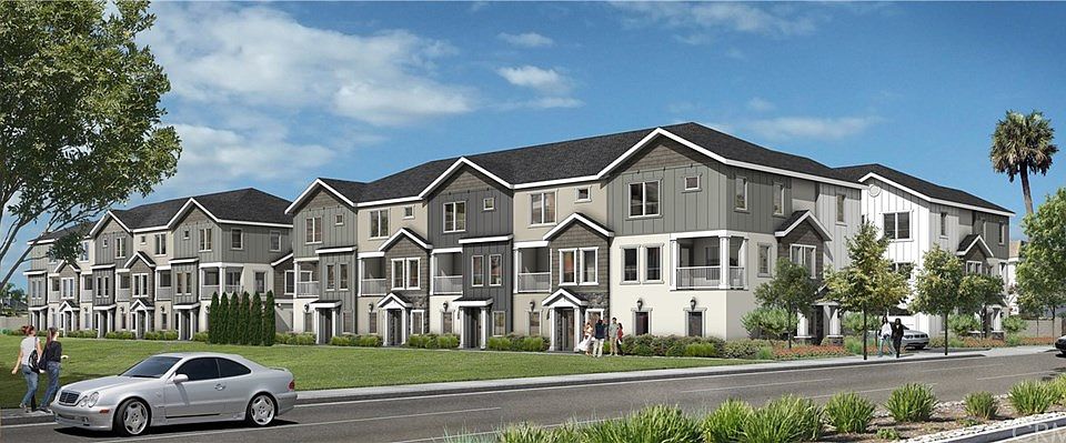 2nd image of 8722 Garden Grove Blvd