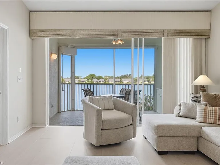 3320 W Crown Pointe Blvd #201 — Photo 21
