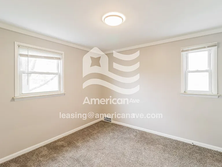 572637_013_wm_-_bedroom_13527368.jpg