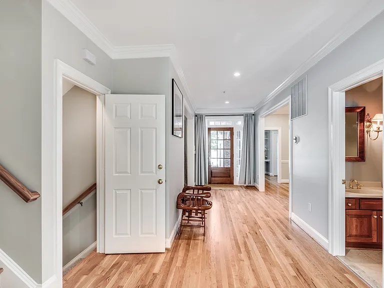 7802 Hidden Meadow Ter — Photo 26
