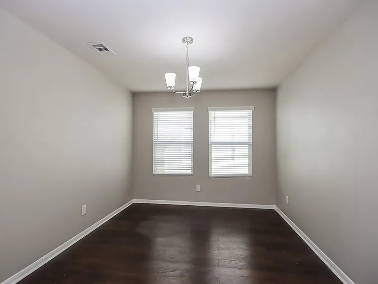 7215 Fox Scene Dr — Photo 6