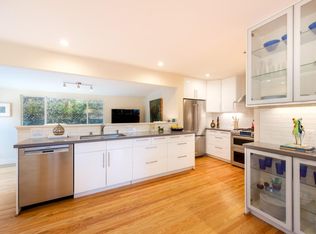 175 Elliott Dr, Menlo Park, CA 94025