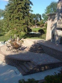 Photo E