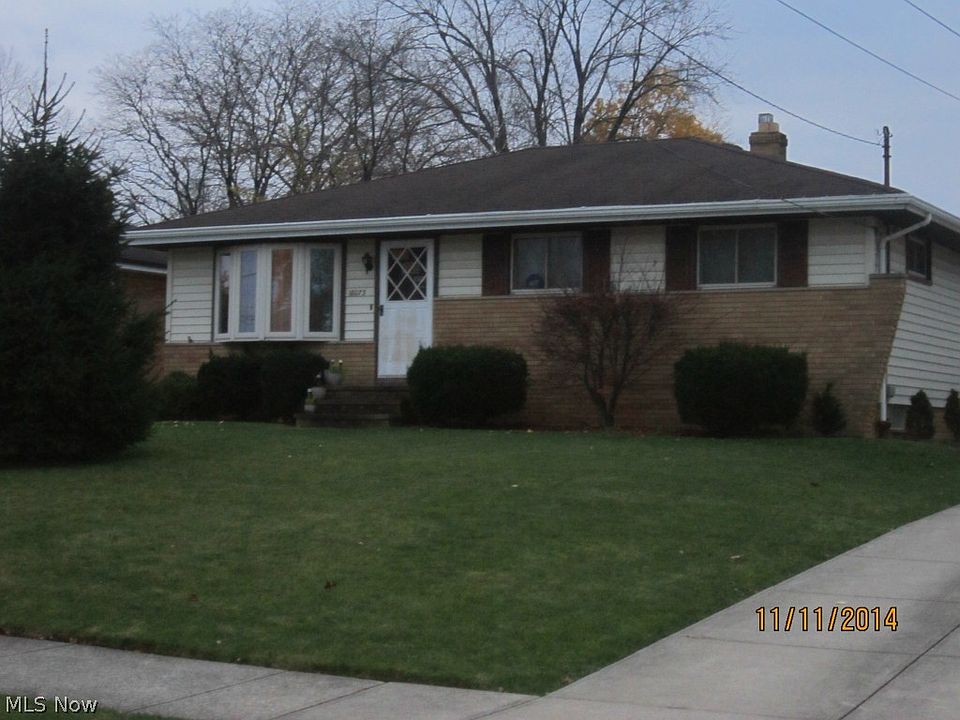 1st image of 18073 Adams Dr