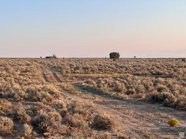 120 S Highway 73 Hwy, Stockton, UT 84071