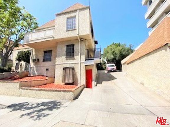 4th image of 1600 N Martel Ave #G