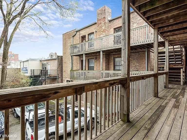 947 W Oakdale Ave #2E — Photo 9