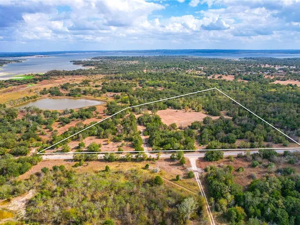 8 County Road 415, Somerville, TX 77879