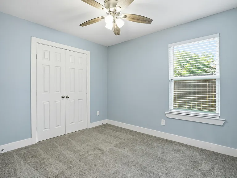 1010 Clinton Park St #B — Photo 12