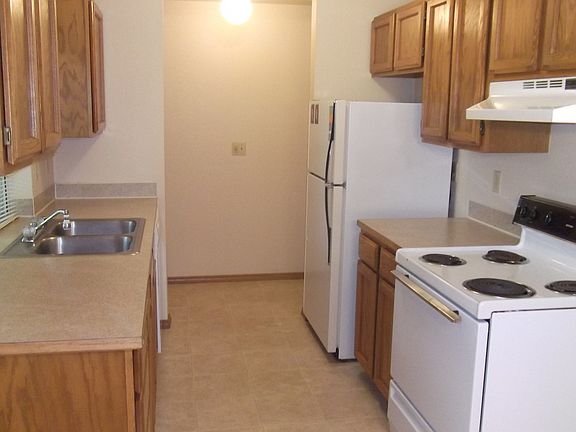2nd image of 15811 59th Avenue Ct E
